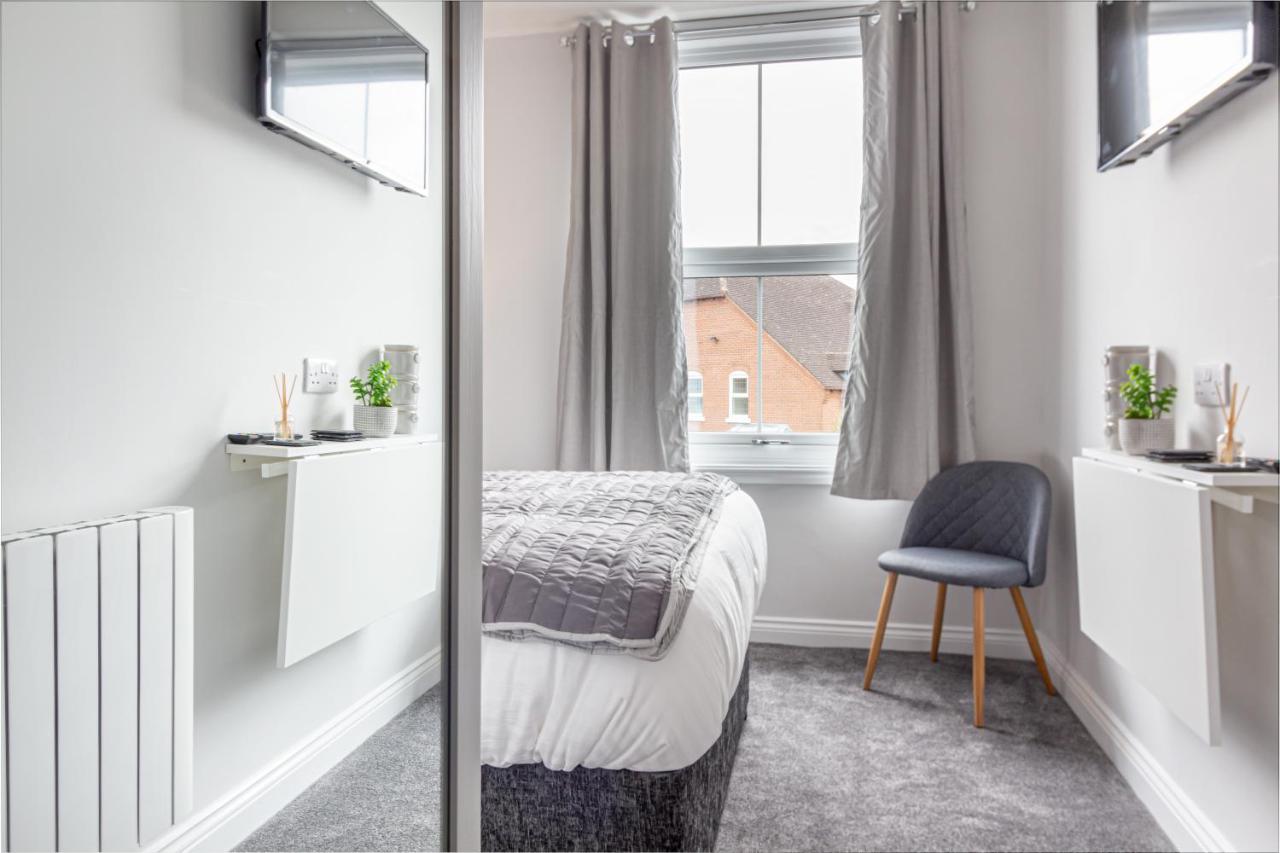 Host & Stay - The Bull Inn, 3 Double Rooms Fernhill Heath Eksteriør billede